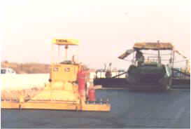 Strasentrockner beim Autobahnbau